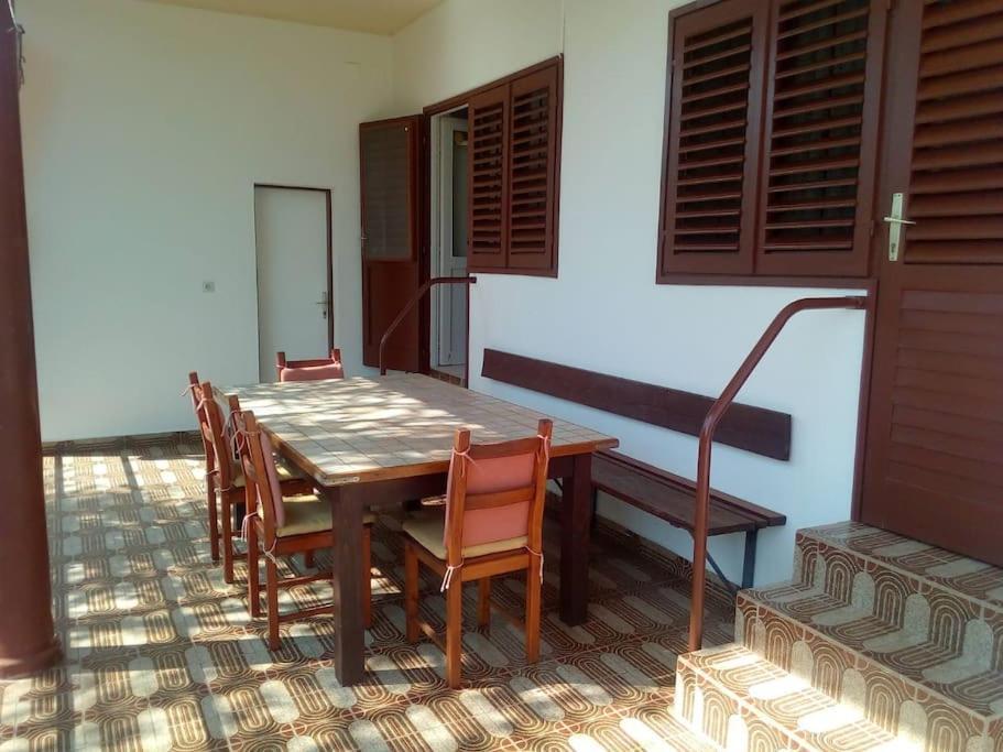 Ferienhaus Am Wasser - Kuca Rio - Iberische Finca In Dalmatien Билице Экстерьер фото